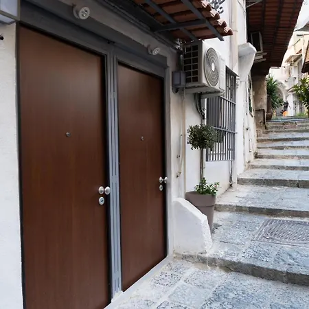 Benvenuti A Casa Apartment *